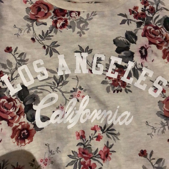 floral sweater - Picture 3 of 3